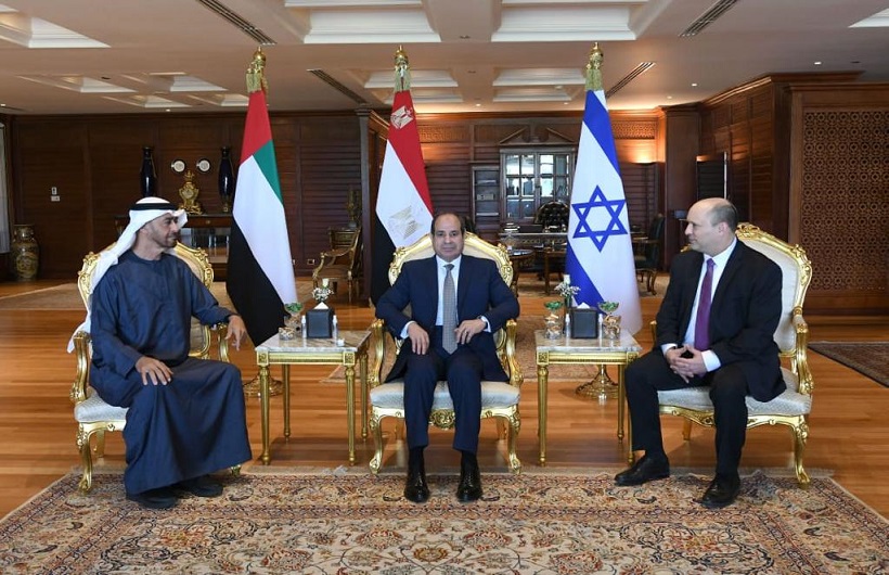 Scheich Mohamed bin Zayed bin Sultan Al Nahyan, Präsidenten Abdel Fattah El-Sisi und Premierminister Naftali Bennett